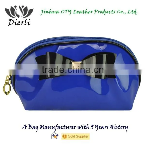 Woman Cosmetic Bag photo-3