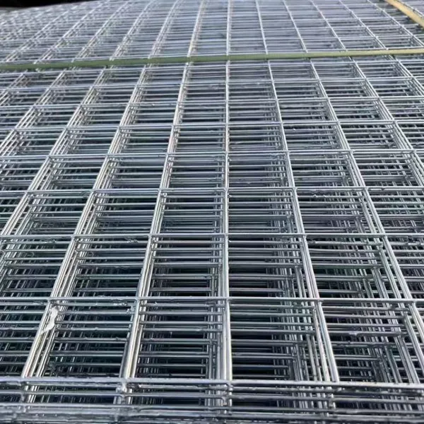 PVC Coated Welded Wire Mesh Panel in Red/Blue/Orange Colors 1.8m Width photo-4