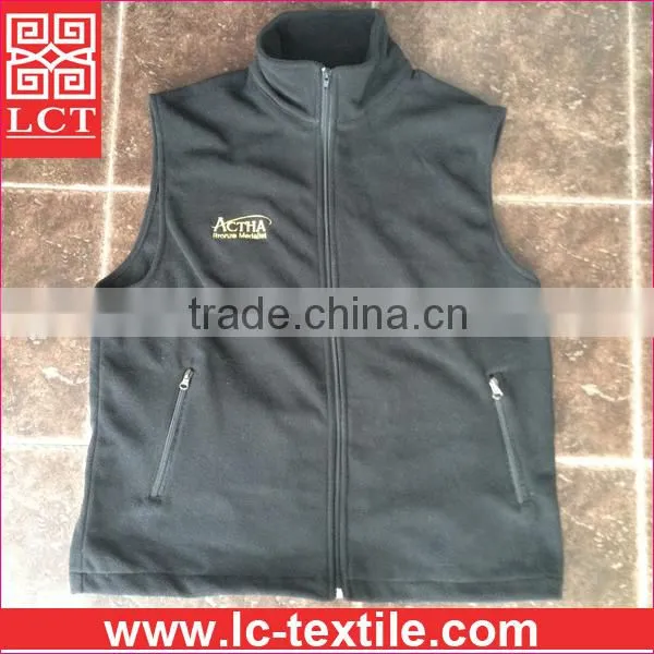 Wholesale Top Quality Gold Stitching Embroidery With Your Logo Anti-pilling Full Zipper Polar Fleece Vest for Men(LCTU0048) photo-6