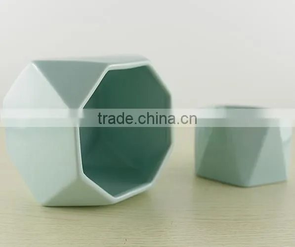 China Cheap Custom Glazed Polyhedral Prismatic Ceramic Flower Pot photo-3
