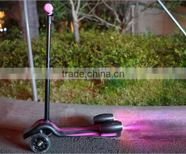 Cool Electric Jet Spray Design 3 Wheel LED Scooter For Kids, 4.5inch High Quality Adjustable Electric Scooter For Children photo-3