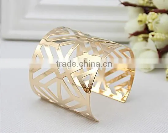 European Golden Exaggerated Wide Metal Hollow Cuff Bangle for Women photo-3