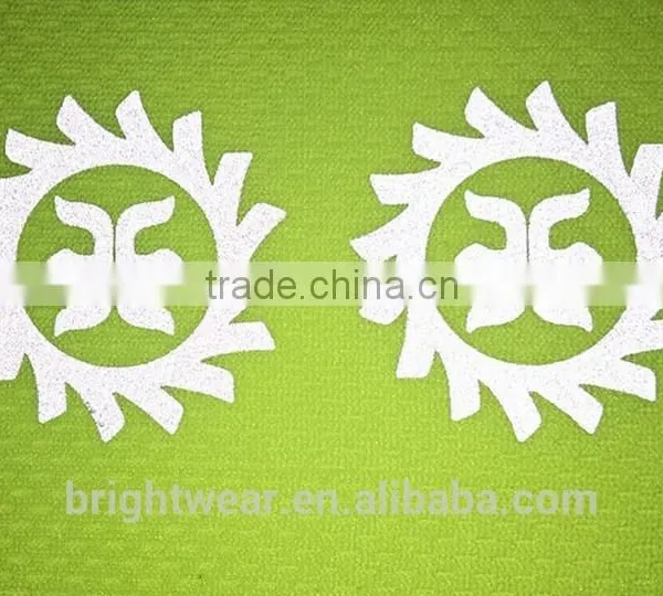 Relfective Letters be Heated Transfer on T-shirt or Polo Shirts photo-3