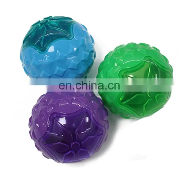 Flashing Glow in The Dark Interactive Pet Toys Diamond Shape LED Light up Squkey Dog Ball photo-2