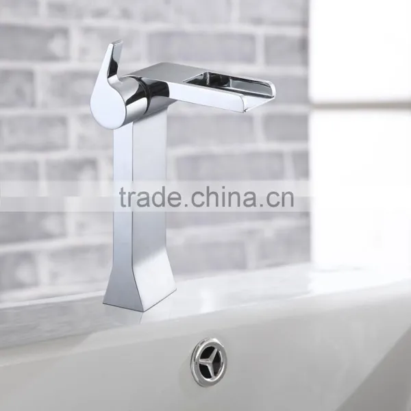 Chrome Brass Deck Mounted Long Neck Bathroom Toilet Hand Wash Faucet BNF029H photo-3