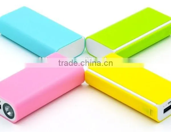 2015 Fashion 5000 Mah Power Bank With Led Light photo-6