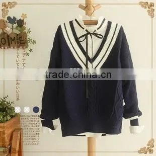 Diamond Twist Design V-neck Long Sleeves photo-2