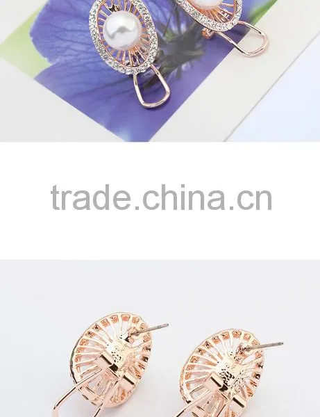 Latest Design Cute Girls Fashion Diamond Earring Of Pearl Silver Earring Ladies Stud Earrings photo-3