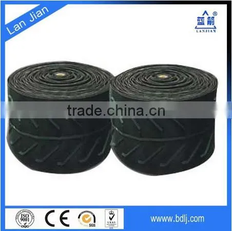 Patterned Chevron Rubber Conveyor Belt ,EP, NN, CC Fabric Rough Top Rubber Belt photo-5