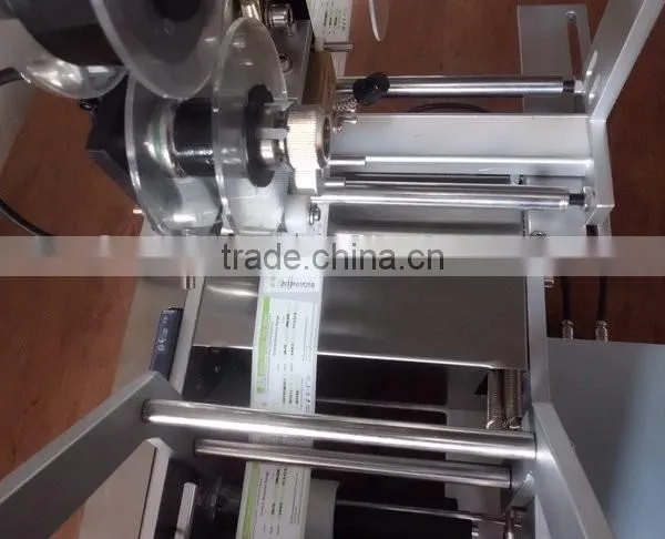 Semi-automatic Desktop Electric Round Transparent Labels Bottle Labeling Machine With Code Printer photo-3