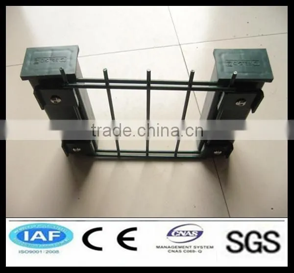 Wholesale Powder Coated CE&ISO Certificated Wire Fence(professional Manufacturer) photo-2