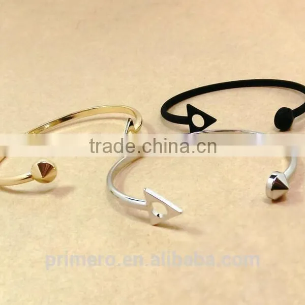Fashion New Copper Alloy Triangle Cuff Expandable Pyramid Bangle Wholesale photo-4