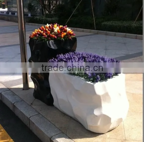 Fiberglass Flower Pot Set of 3 Stone Shape photo-5