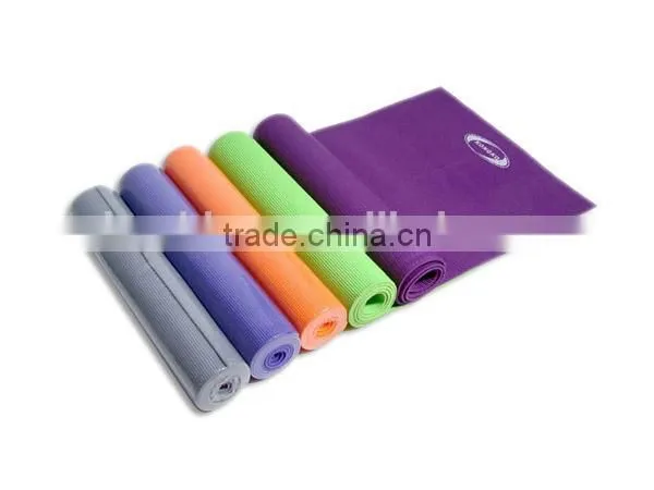 Custom Folding Skidproof Bibulous OEM Natural Rubber Yoga Mat photo-4