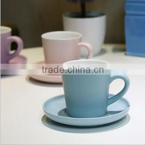 Bulk Sale Modern Design Ceramic Cup and Saucer for Tea or Coffee