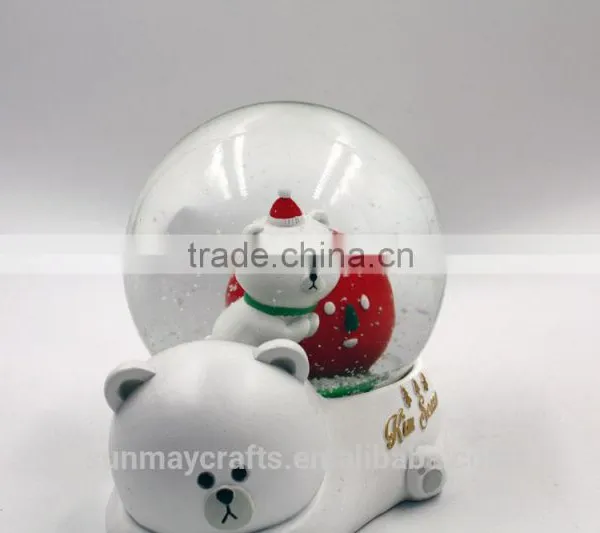 Wholesale Custom Acrylic Christmas Snow Globe for Sale photo-5