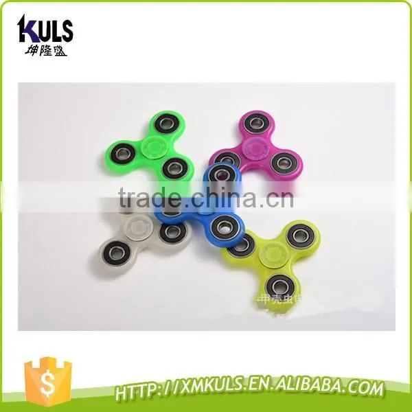 Wholesaler High Quality Top Sale Colorful Night Lights Tri Hand Spinner/Fidget Spinner/EDC Hand Fidget Spinner Toy photo-2