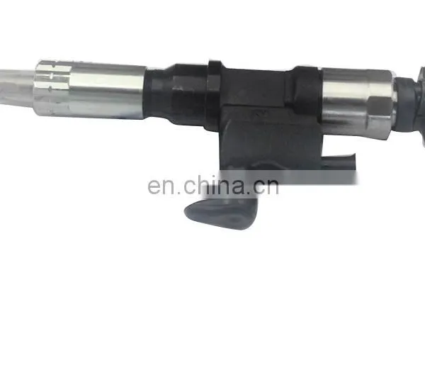 2021 Good Quality Den-so Fuel Injector Common Rail Injector 095000-6510 For HI-NO 23670-E0080 photo-4