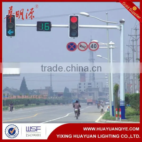 Q235 Steel Pole Hot Dip Galvanized With Powder Coating Traffic Signal Post