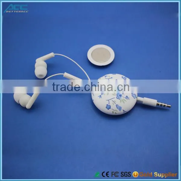 Retractable Custom Color Earphone and Super Sound Retractable Earphones photo-2