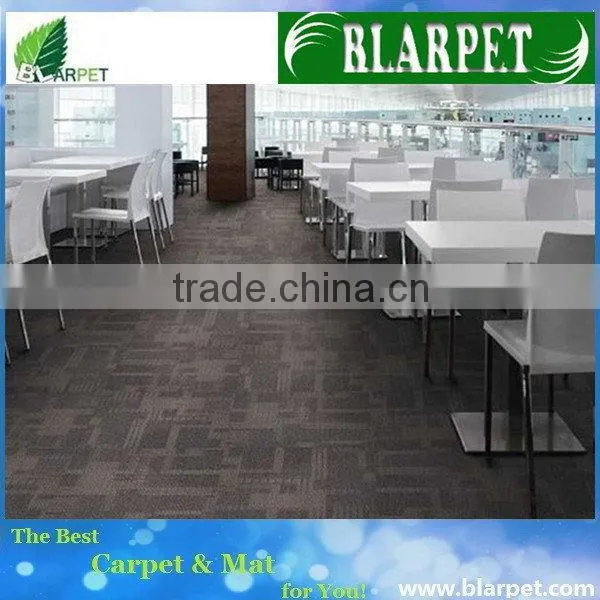 Good Quality Discount 50*50 Carpet Tile photo-3
