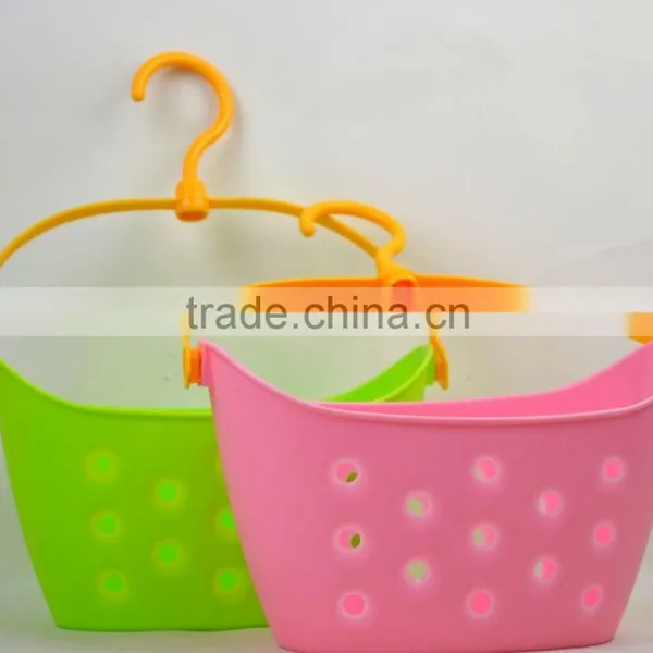 2015new Design Plastic Storage Basket With Hook
