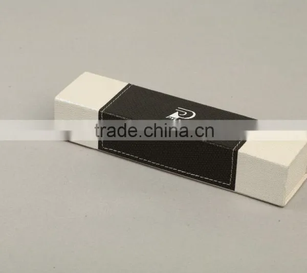 Handmade Jewelry Cardboard Box With Hot Stamping Fashion Designed photo-3