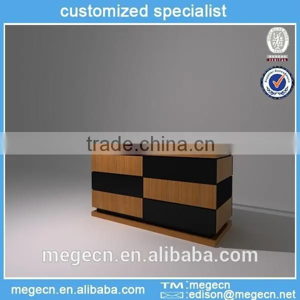 Cosmetic Showcase for Shop Decoration