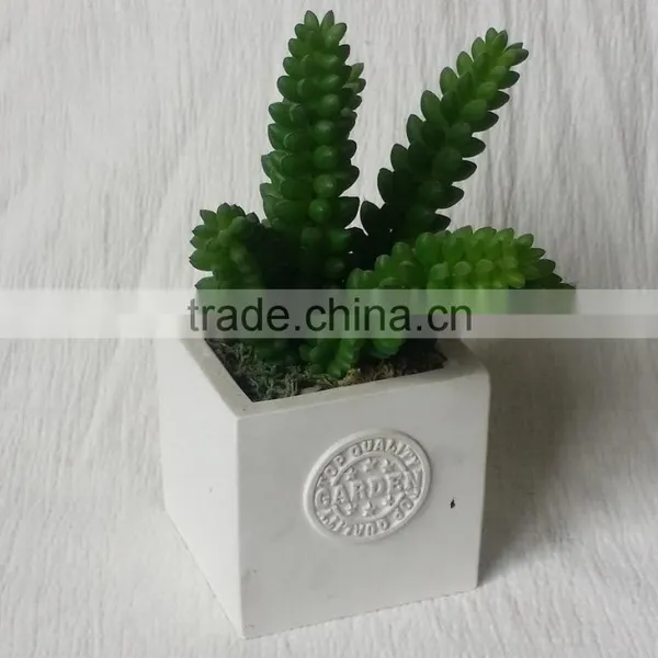 Decorative Pots With Fake Plants