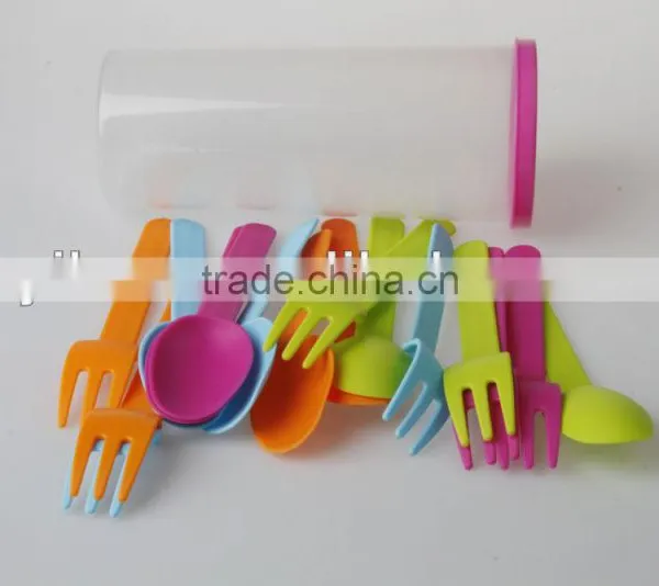 Plastic Airtight Cup With Cutlery Picnic Set photo-2