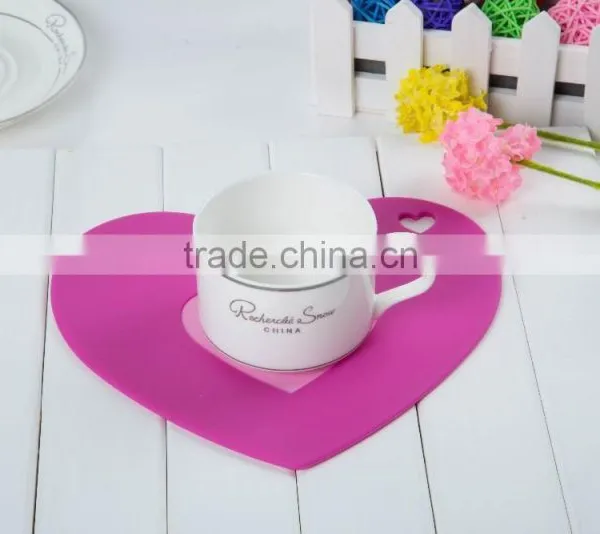 Good Quality Heart Shape Silicone Kitchen Mat/pad photo-3