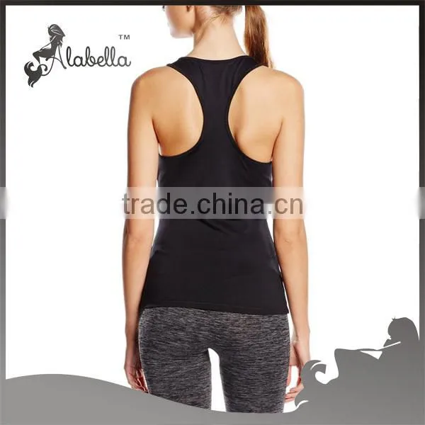 New Look Women's Run Seam Front Sleeveless Sports Top photo-2