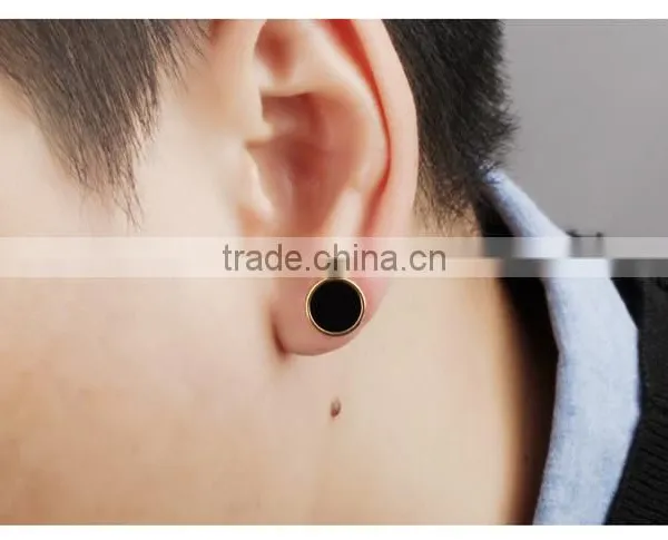 Stainless Steel Man Fashion Design Round Shaped Earrings photo-6