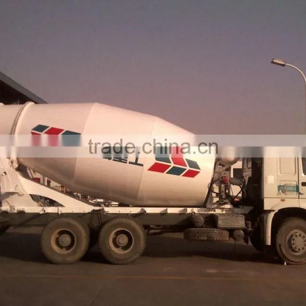 SINOTRUK MIXER TRUCK WITH NEW LOGO photo-4