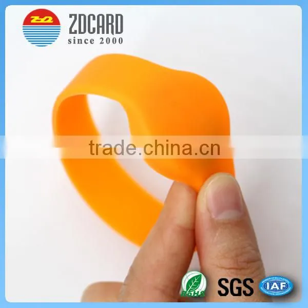 Waterproof Silicone Bracelets Rfid Custom Rfid Wristbands for Swimming Pool or Festival Event photo-5
