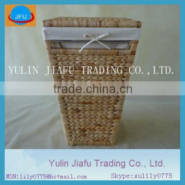 Sqaure Shape Water Hyacinth Practial Hand-woven Laundry Hamper With Cloth Lining