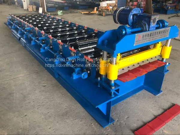 Low Price Full Automatic Trapezoidal Roofing Panel Sheet Roll Forming Machine photo-5