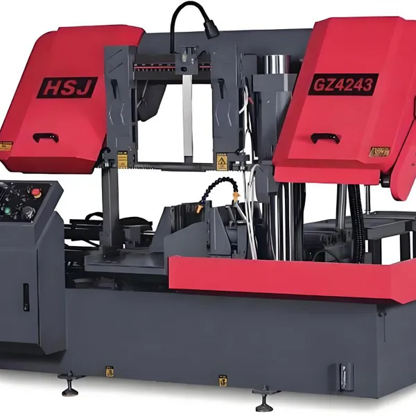 The Hongshengjie fully automatic metal band saw machine GZ4243 features a robust structural design and high precision in cutting operations.