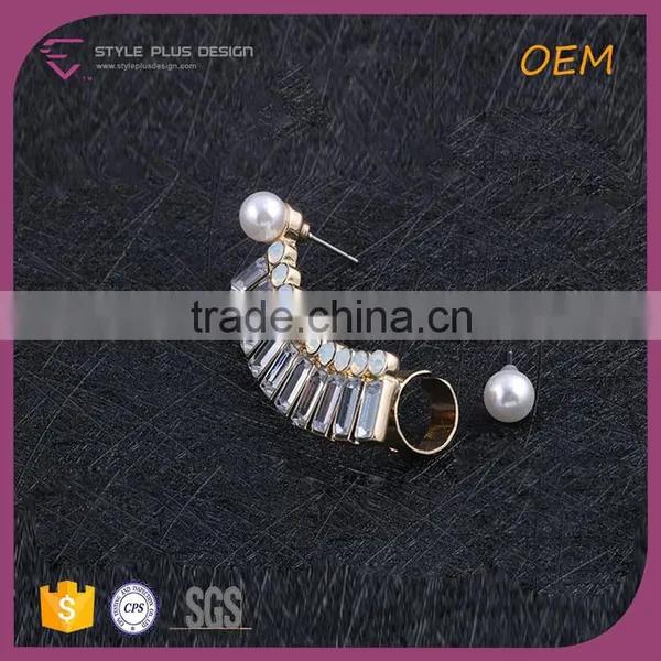 E78067I01 STYLE PLUS Shiny Gold Plate Latest Pearl Design Earrings Irregular Casting Jshape Earrings With Shining Glass Diamonds photo-3