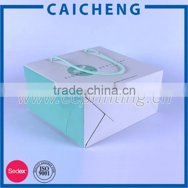 Paper Packing Bag With Polyester String Handle photo-2