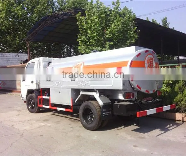 4x2 4.5m3 Oil Truck Forland Fuel Tank Truck