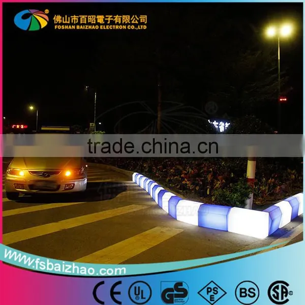 Waterproof Glowing Plastic LED Border Stone Lighting photo-2