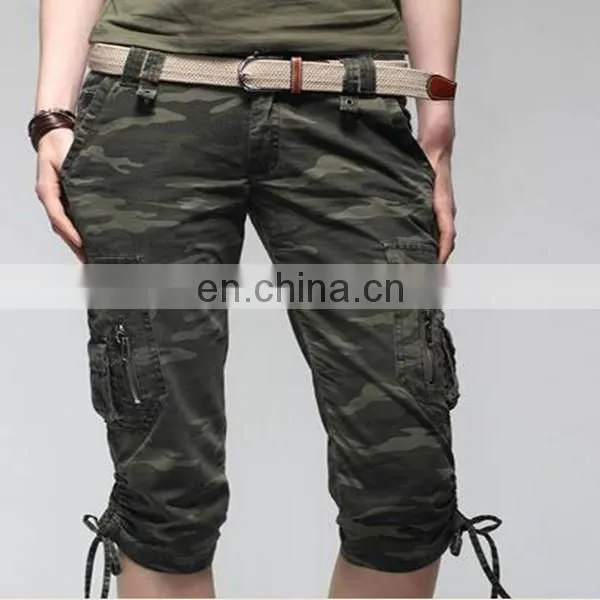 Lady's Woven Camouflage 3/4 Leg Cargo Pants