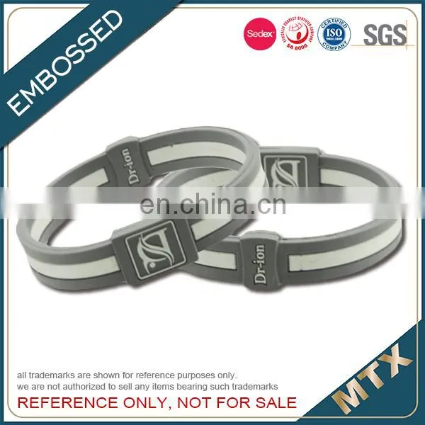 Embossed Silicone Wristabnd Bracelet With Color Supplier photo-3