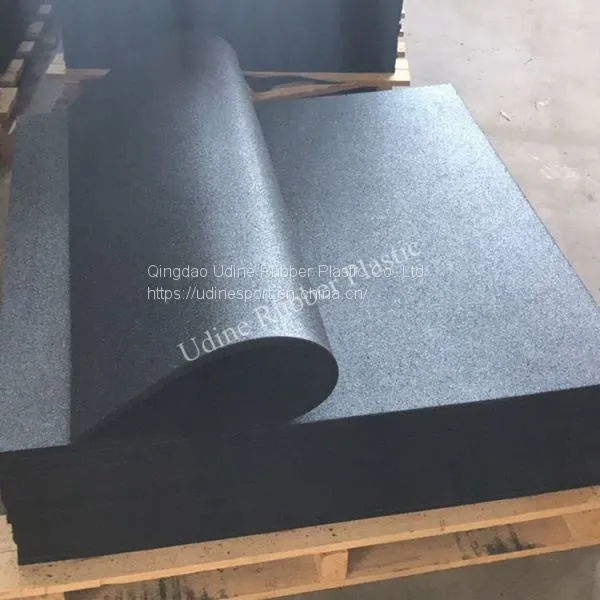 Commercial Rubber Gym Flooring 1m×1m×10mm Black with Flecks