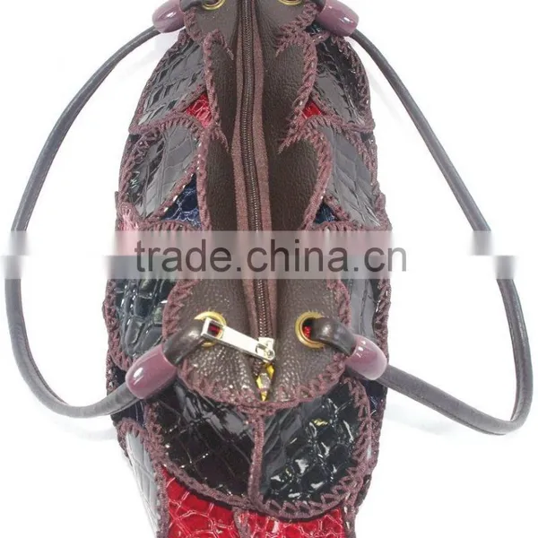 Leather Bag Guangzhou Factory Ladies Fashion Style Hot Sale Bag More Creative Design photo-4