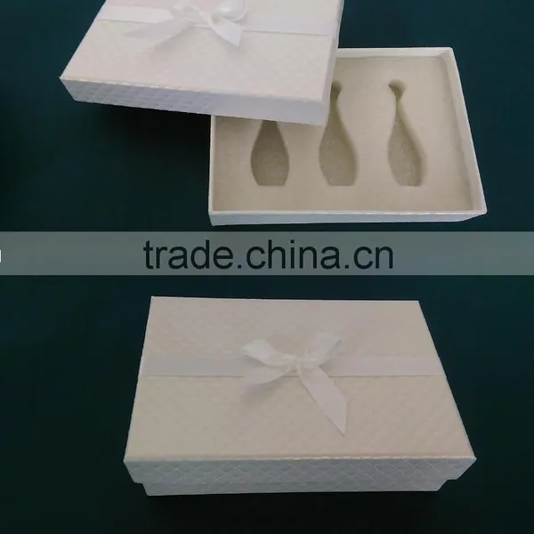 China Factory Wholesale Custom Cardboard Jewelry Box, White Beautiful Gift Box photo-3
