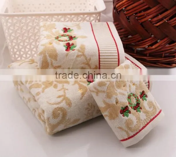 High Quality Cotton Towel Bath Set With Wreath Pattern photo-2