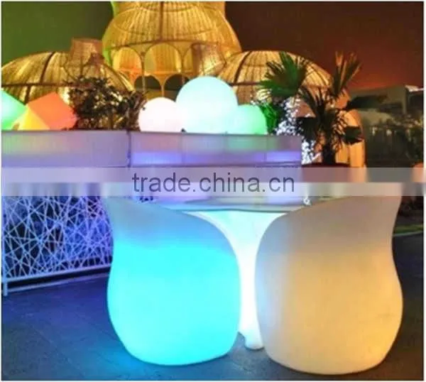 PE Materials Rechargeable Remoted Controled Decorative Led Table for Bar or Restaurant photo-2