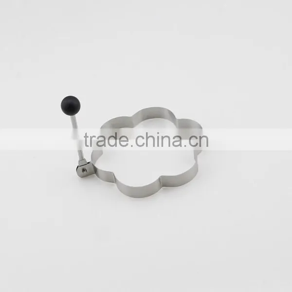 Pretty Flower Shape Fried Egg Mold photo-2